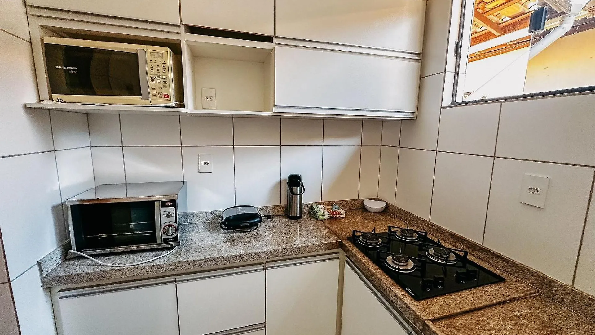 Holiday home Taperapua Beachfront: 2-Bedroom Apartment with Wi-Fi and Parking Porto Seguro