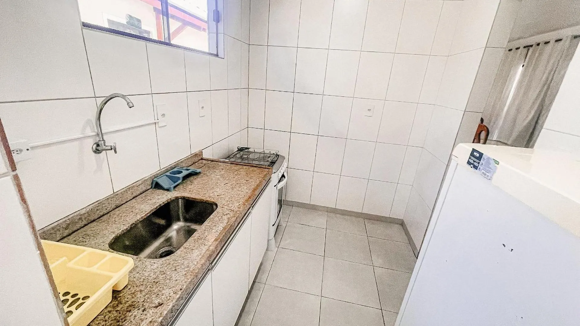 Taperapua Beachfront: 2-Bedroom Apartment with Wi-Fi and Parking Porto Seguro