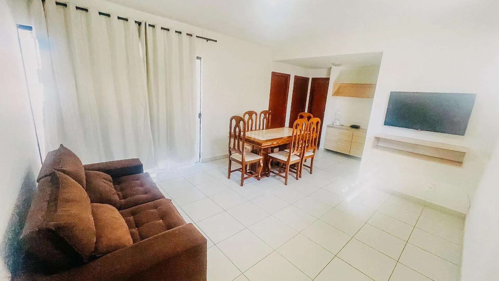 Holiday home Taperapua Beachfront: 2-Bedroom Apartment with Wi-Fi and Parking Porto Seguro