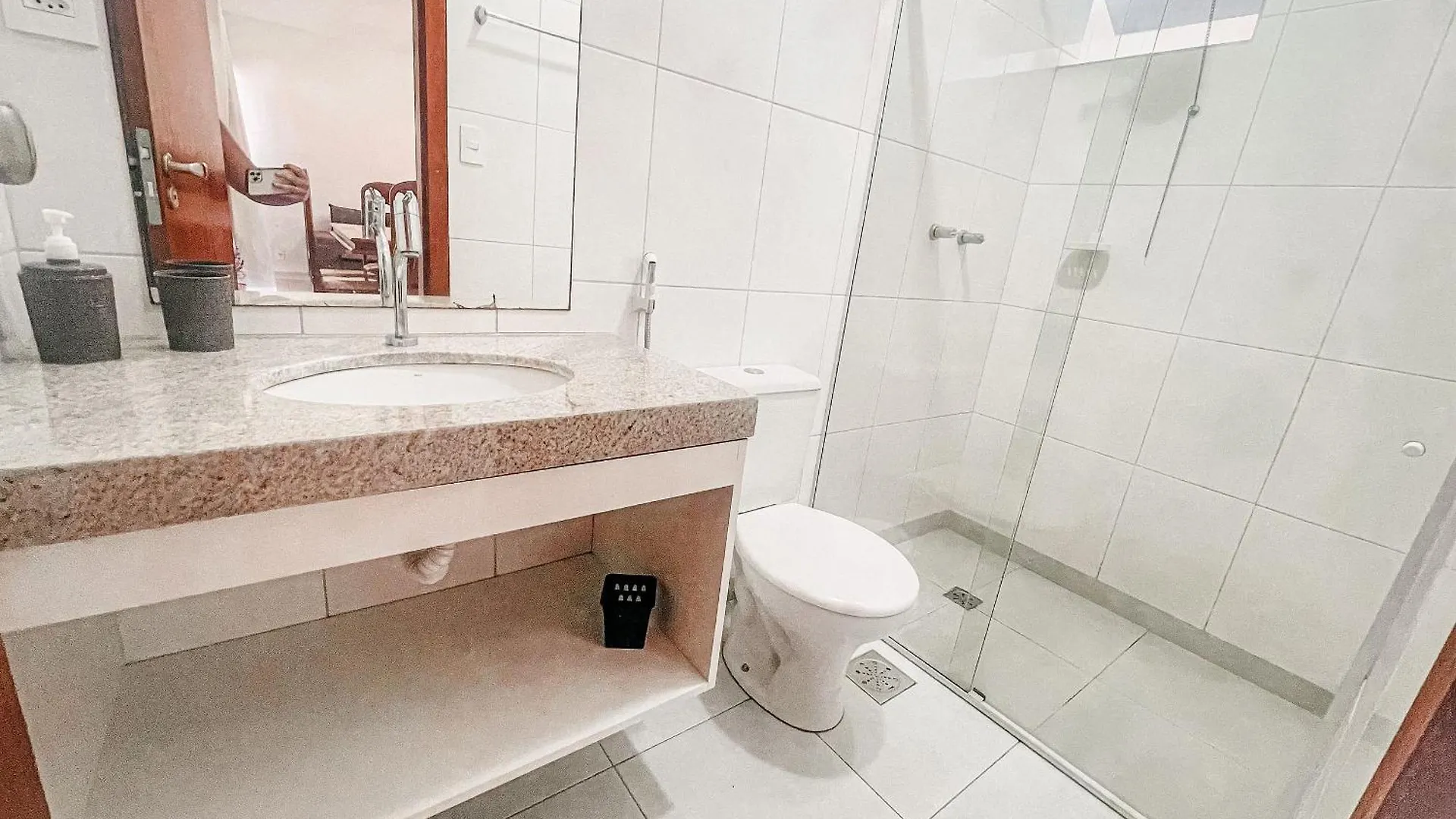 Taperapua Beachfront: 2-Bedroom Apartment with Wi-Fi and Parking Porto Seguro 0*,