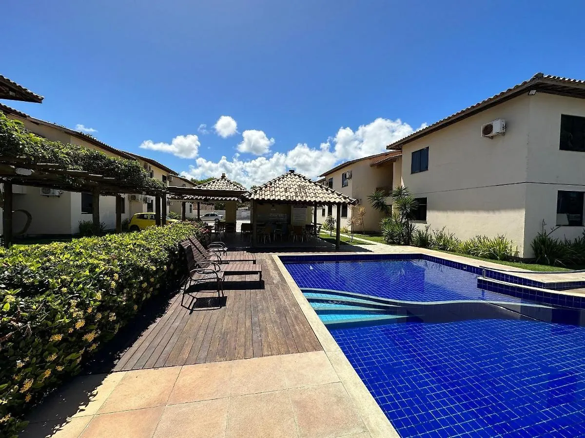 Taperapua Beachfront: 2-Bedroom Apartment with Wi-Fi and Parking Porto Seguro