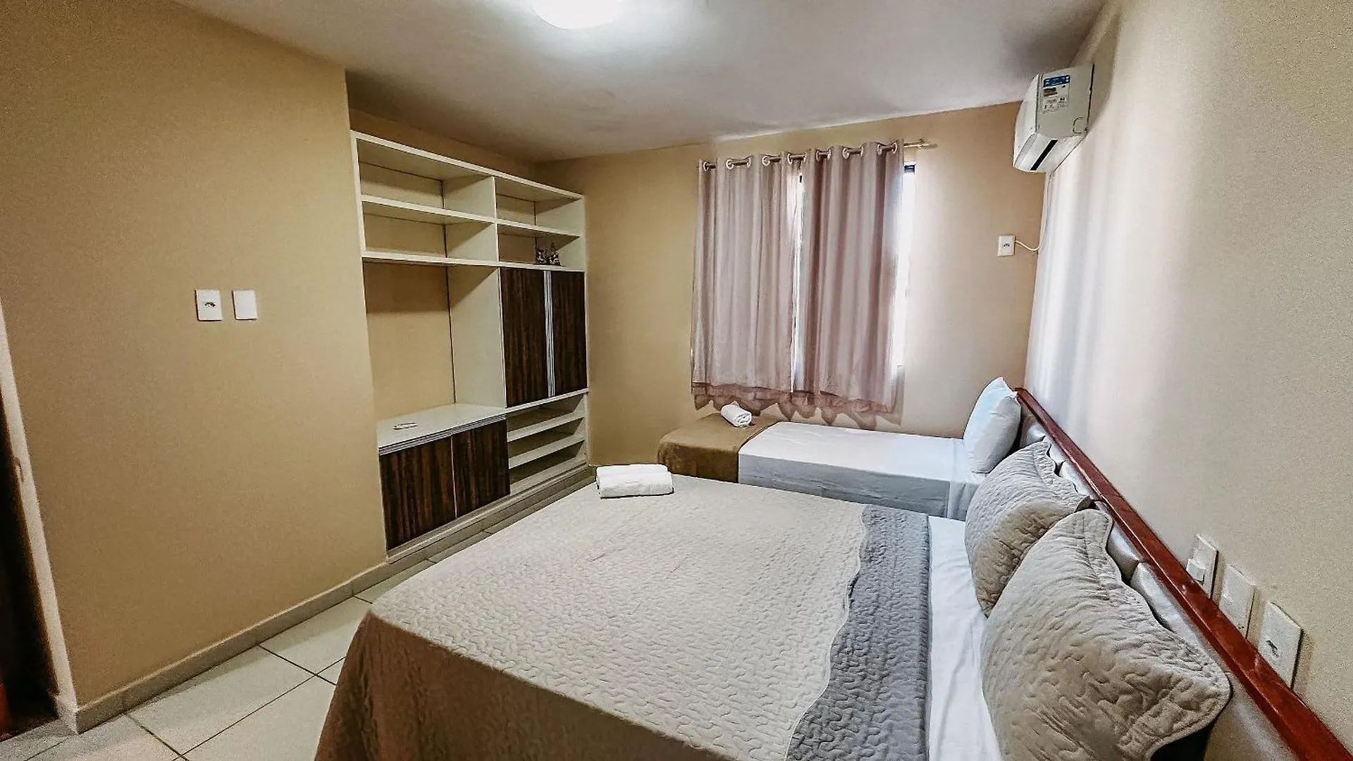 Holiday home Taperapua Beachfront: 2-Bedroom Apartment with Wi-Fi and Parking Porto Seguro