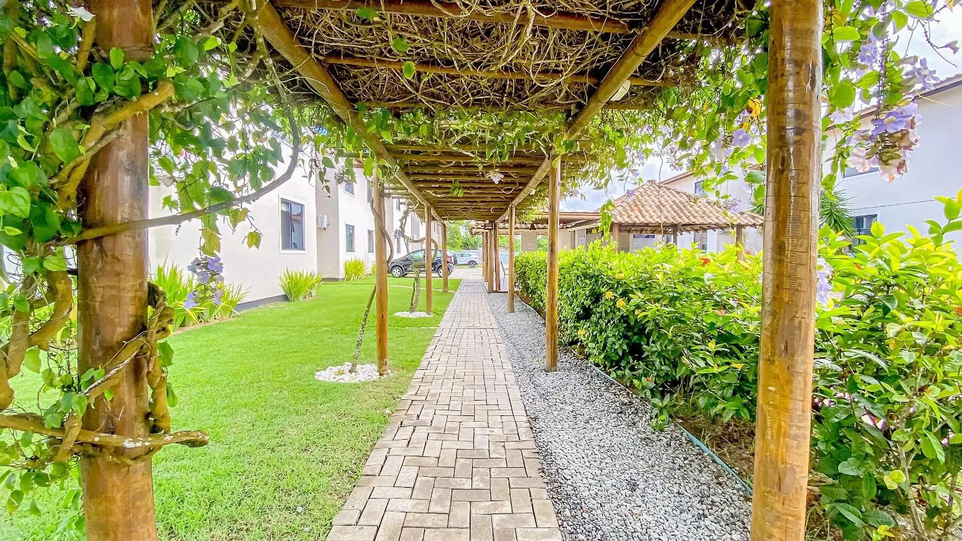 Aptos Em Condominio Frente Mar Na Praia De Taperapua, Atravessou A Rua Esta Na Praia, Aptos Com 2 Quartos Com Ar Condicionado, Internet Privativa 300Mbps, 1 Vaga De Garagem, Acomodam Ate 6 Pessoas 포르투세구로 펜션