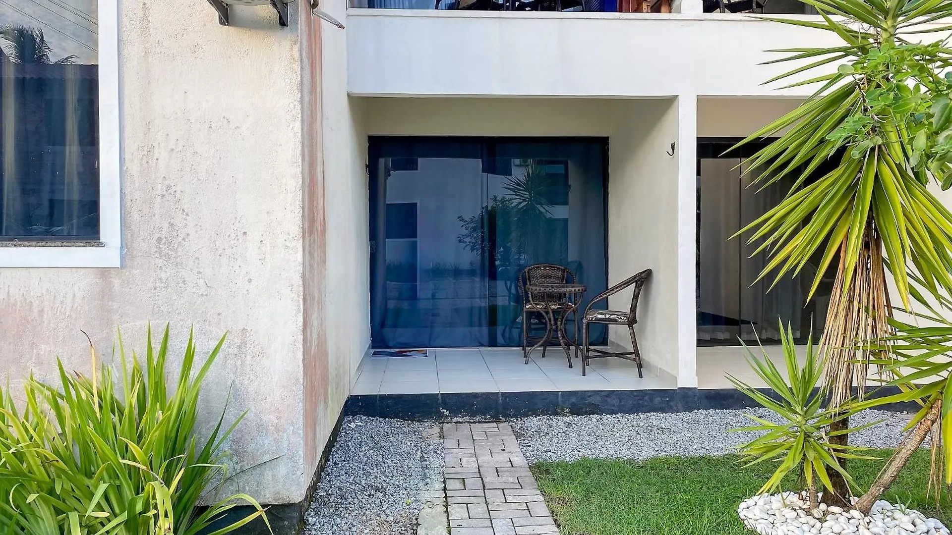 Aptos Em Condominio Frente Mar Na Praia De Taperapua, Atravessou A Rua Esta Na Praia, Aptos Com 2 Quartos Com Ar Condicionado, Internet Privativa 300Mbps, 1 Vaga De Garagem, Acomodam Ate 6 Pessoas 포르투세구로