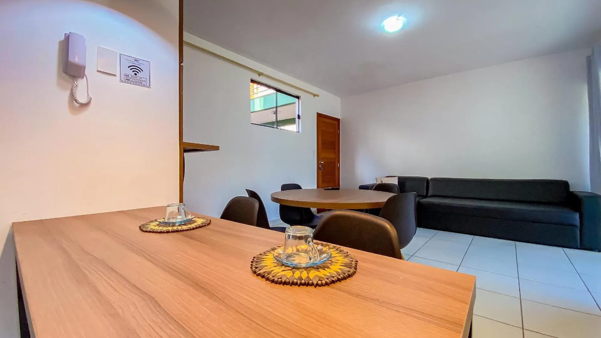 펜션 Aptos Em Condominio Frente Mar Na Praia De Taperapua, Atravessou A Rua Esta Na Praia, Aptos Com 2 Quartos Com Ar Condicionado, Internet Privativa 300Mbps, 1 Vaga De Garagem, Acomodam Ate 6 Pessoas 포르투세구로
