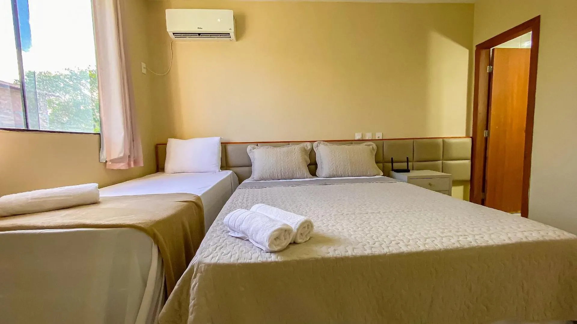 Aptos Em Condominio Frente Mar Na Praia De Taperapua, Atravessou A Rua Esta Na Praia, Aptos Com 2 Quartos Com Ar Condicionado, Internet Privativa 300Mbps, 1 Vaga De Garagem, Acomodam Ate 6 Pessoas 포르투세구로 0*,